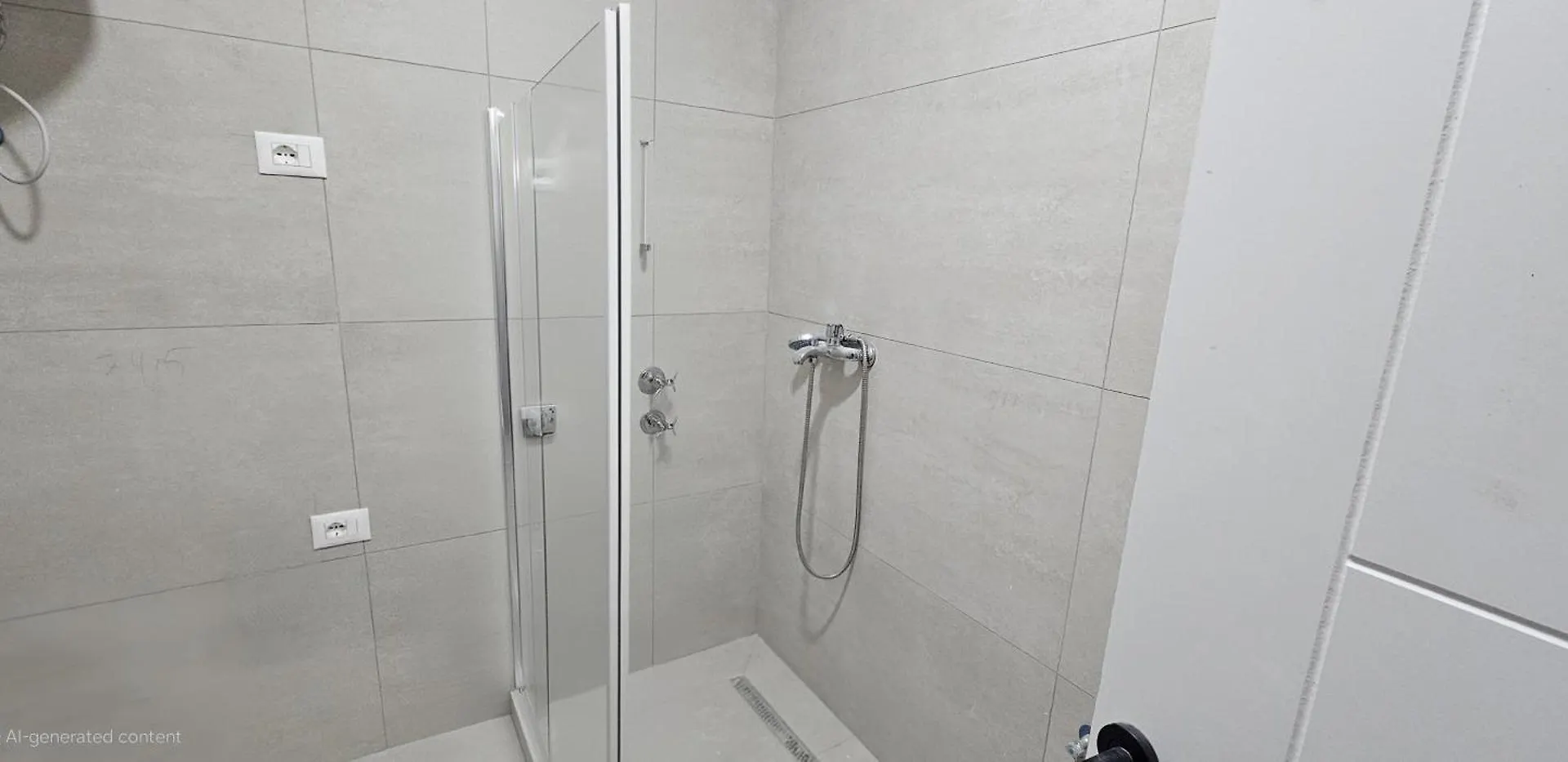 Bright Apartment Steps From The Shore Qerret
